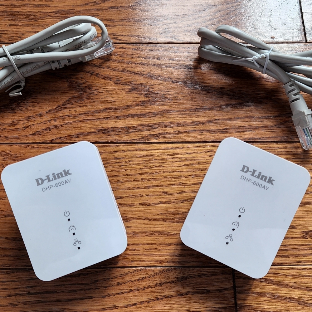 D-Link PowerLine AV2 1000 Gigabit Starter Kit